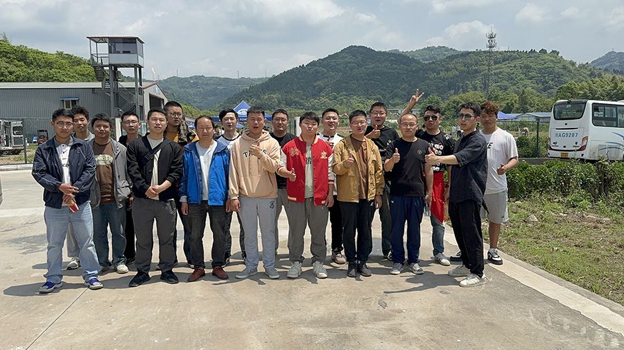 无人机培训班结业纪念