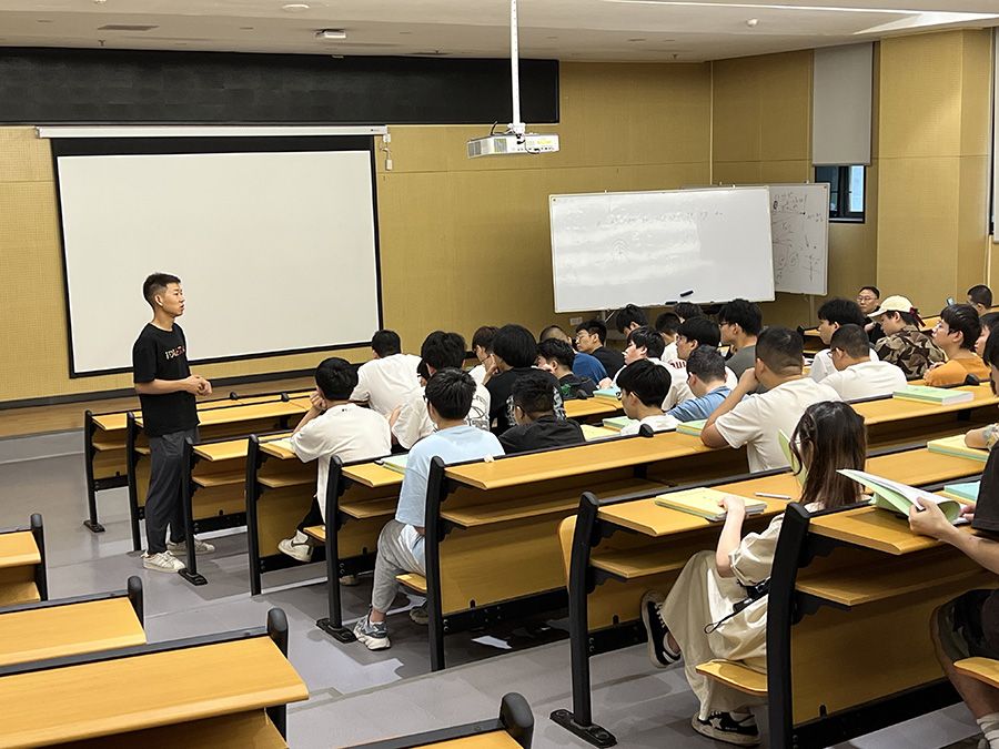 理论教室多媒体教学